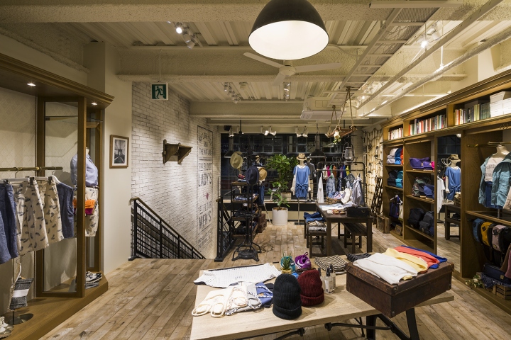 日本Ciaopanic潮流服装店铺设计